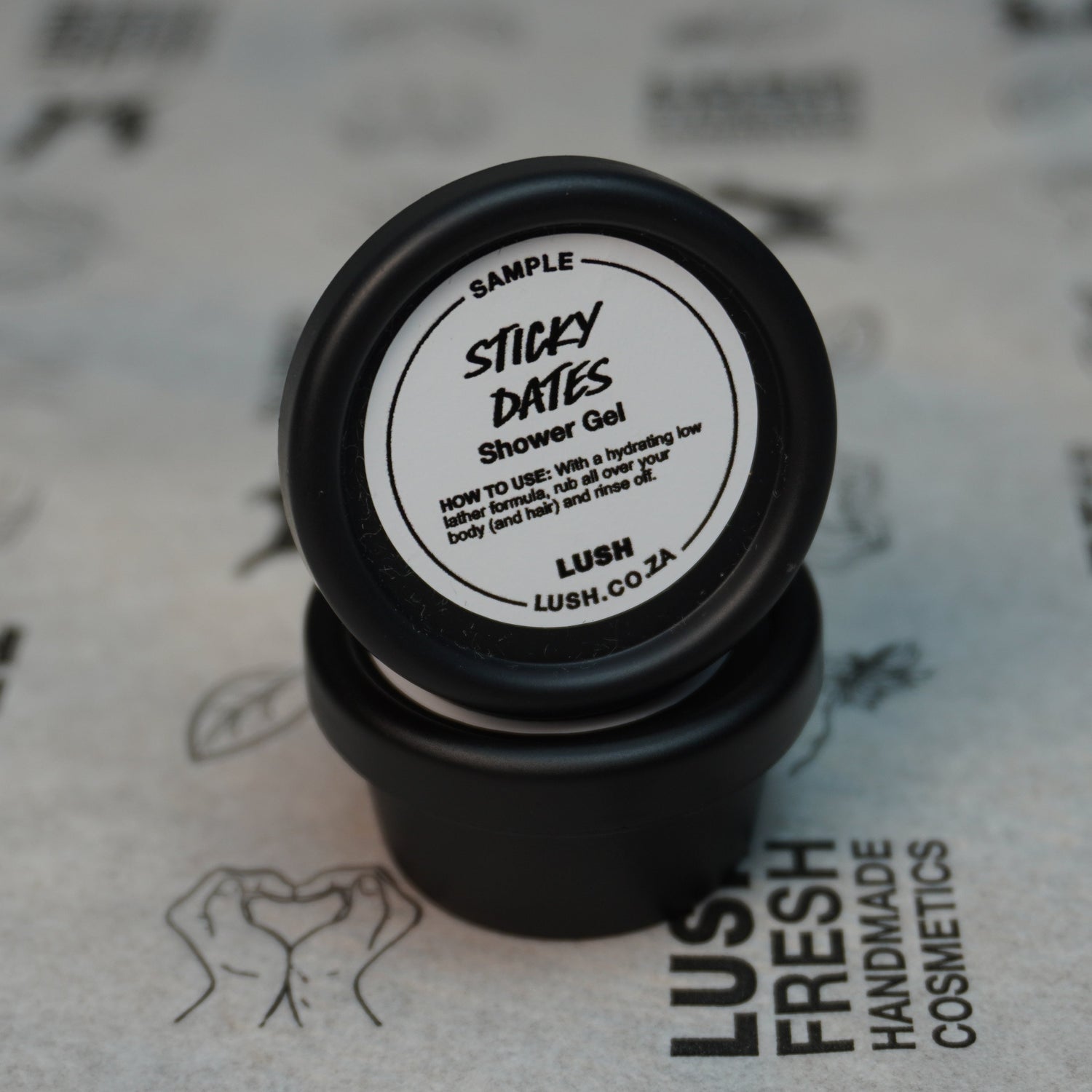 SAMPLE: Sticky Dates Shower gel